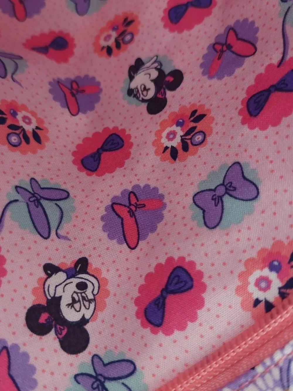 vera bradley minnies garden minnie mouse Disney Minnie Mouse floral crossbody ba